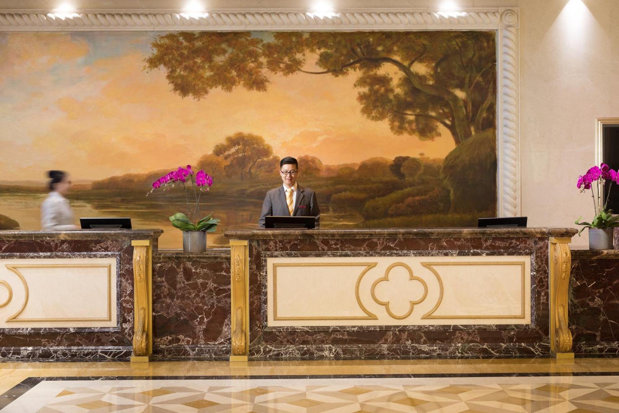 Crowne Plaza Ocean Spring Resort By Ihg Jimo Exterior foto